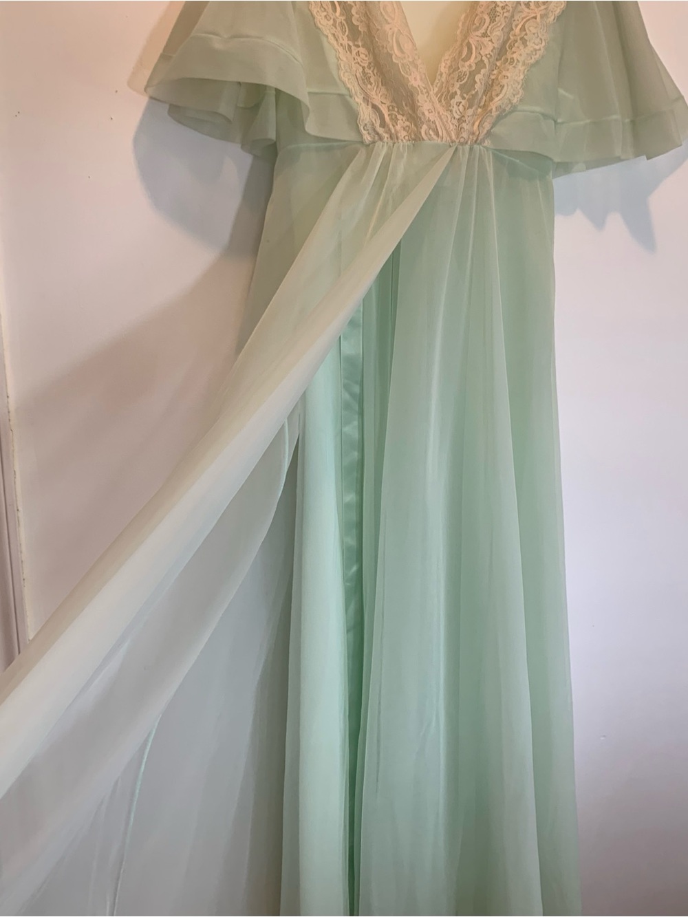 Vintage 70’s Shadowline Peignoir Set Sheer Chiffon Nightgown & Robe - Picture 6 of 14